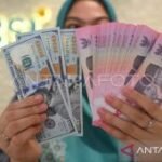 Rupiah melemah seiring rapuhnya perundingan damai AS dengan Iran