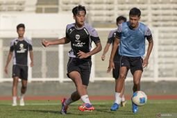 Kemampuan Dony Tri meningkat, peringatan bagi pemain senior