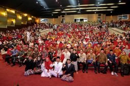 Buku "Bung Karno: Aku Arek Suroboyo" diluncurkan, masuk kurikulum SD-SMP Surabaya.