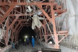 Terowongan kereta di Thailand utara runtuh, dua orang tewas