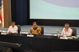Govt to provide vocational training for50,000 laid-off workers