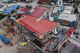 Korban tewas gempa bumi di Filipina meningkat jadi 61 orang