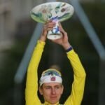 Pogacar juarai Tour de France, samai rekor lima gelar