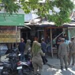 Menata lapak, merawat kehidupan