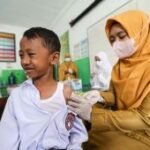 Merawat kepercayaan lewat imunisasi