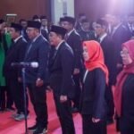 Menggeser kursi menata amanah