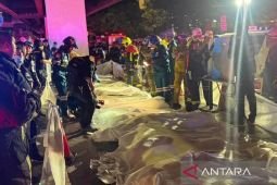 Korban tewas kebakaran di Bangkok bertambah jadi 32 orang