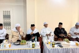 Kiai sepuh ajak muktamirin jaga kehormatan Muktamar NU