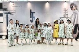 Kini Kita usung gaya klasik 1960-an di Soerabaia Fashion Trend