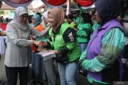 Gubernur Jatim sosialisasikan pembebasan pajak kendaraan