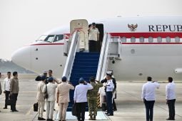 Prabowo bertolak ke Sumatera tinjau penanganan karhutla