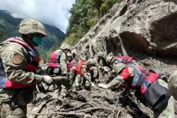 Korban banjir dan longsor di Nepal capai 623 orang
