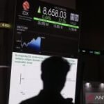 IHSG awal pekan berpotensi variatif seiring sentimen global-domestik