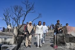 Tourism Ministry assists recovery of Sade Traditional Village