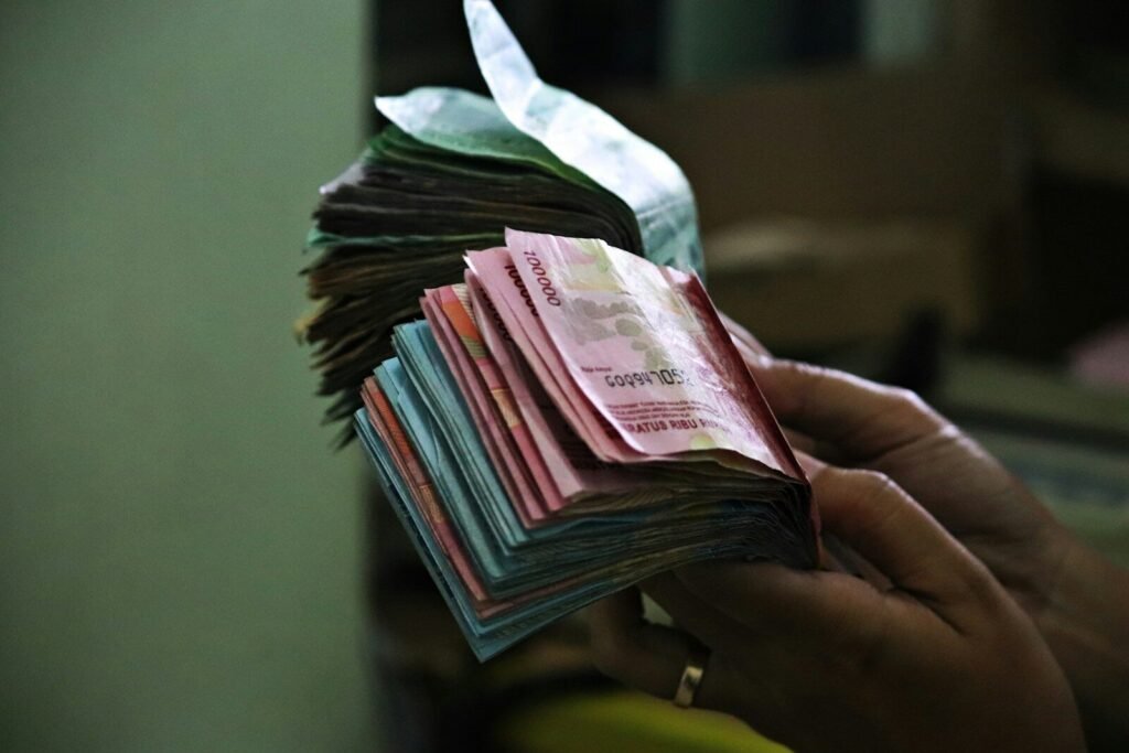 Pinjaman Kasbon EWA
