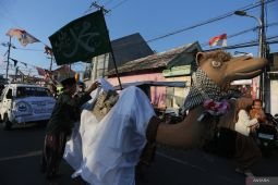 Pawai maulid nabi di Surabaya