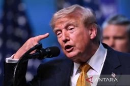 Trump sebut perundingan dengan Iran dimulai Senin