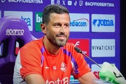 Fabio Grosso dipecat sebagai pelatih Fiorentina