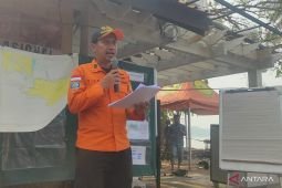 Search for journalists focuses on waters south of Anak Krakatau
