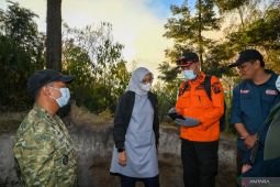 Pemkab usul helikopter pengebom air untuk tangan karhutla Ijen
