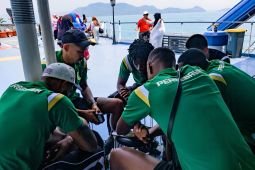Persebaya tempuh perjalanan darat-laut imbas erupsi Anak Krakatau