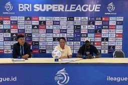 Pelatih Arema FC minta pemain tampil agresif hadapi Isen Mulang
