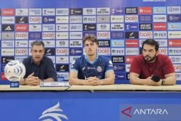 Pelatih Arema puji performa pemain usai kalahkan Isenmulang 4-0