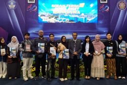 Polinema serahkan 237 inovasi mahasiswa ke mitra industri-pemda