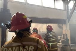 20 personel damkar tangani kebakaran di RSSA Malang