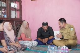 Bupati Lamongan minta peralatan kerja pabrik dicek berkala