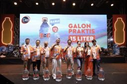 Cleo luncurkan galon praktis 15 liter, raih tiga rekor MURI
