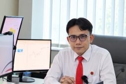 Direktur DSI YPTA Surabaya tekankan efisiensi dalam pengembangan AI