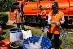 BPBD Lumajang distribusikan air bersih di 12 desa terdampak kekeringan