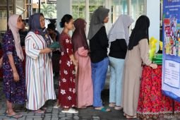 Pasar Murah serentak di Surabaya