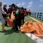 Basarnas temukan lagi tiga jasad korban KM Virgo