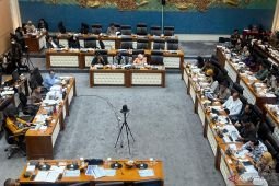 Komisi VII DPR rapat dengan ANTARA-BSN bahas RKA K/L 2027