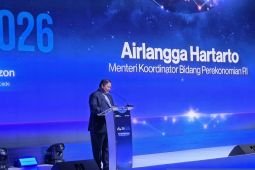 Indonesia targets 10 percent cut in logistics costs