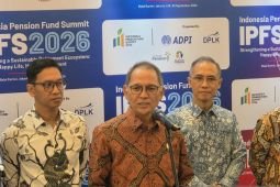 OJK siapkan aturan dana pensiun boleh investasi ke luar negeri