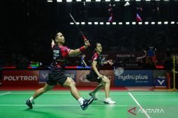Amri/Nita sumbang medali perak