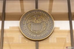 The Fed naikkan suku bunga acuan, pertama kali sejak 2023