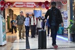 KPK sita uang ratusan juta rupiah usai geledah Kanwil BPN Jawa Timur