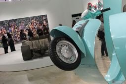 Pameran seni rupa kontemporer ARTSUBS 2026