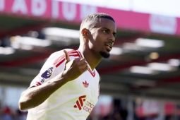 Isak dan Gakpo diragukan tampil lawan Manchester City