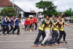 Festival permainan tradisional di Tulungagung