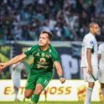 Persebaya bermain imbang 2-2 saat lawan PSS Sleman