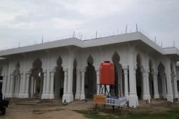Indonesia works to repair 413 disaster-hit religious sites in Aceh