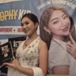 Mahasiswa UC terbitkan buku I’m Not a Trophy Kid versi Inggris