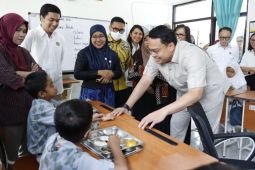 Wamenkomdigi apresiasi kolaborasi swasta dukung MBG bagi ABK