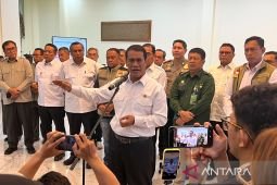 Amran copot pejabat Bapanas-Bulog buntut penyelewengan beras SPHP