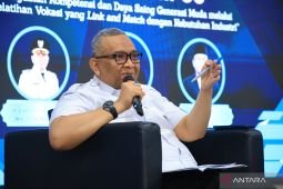 Wamenaker ajak mahasiswa bangun kompetensi sebelum masuki dunia kerja